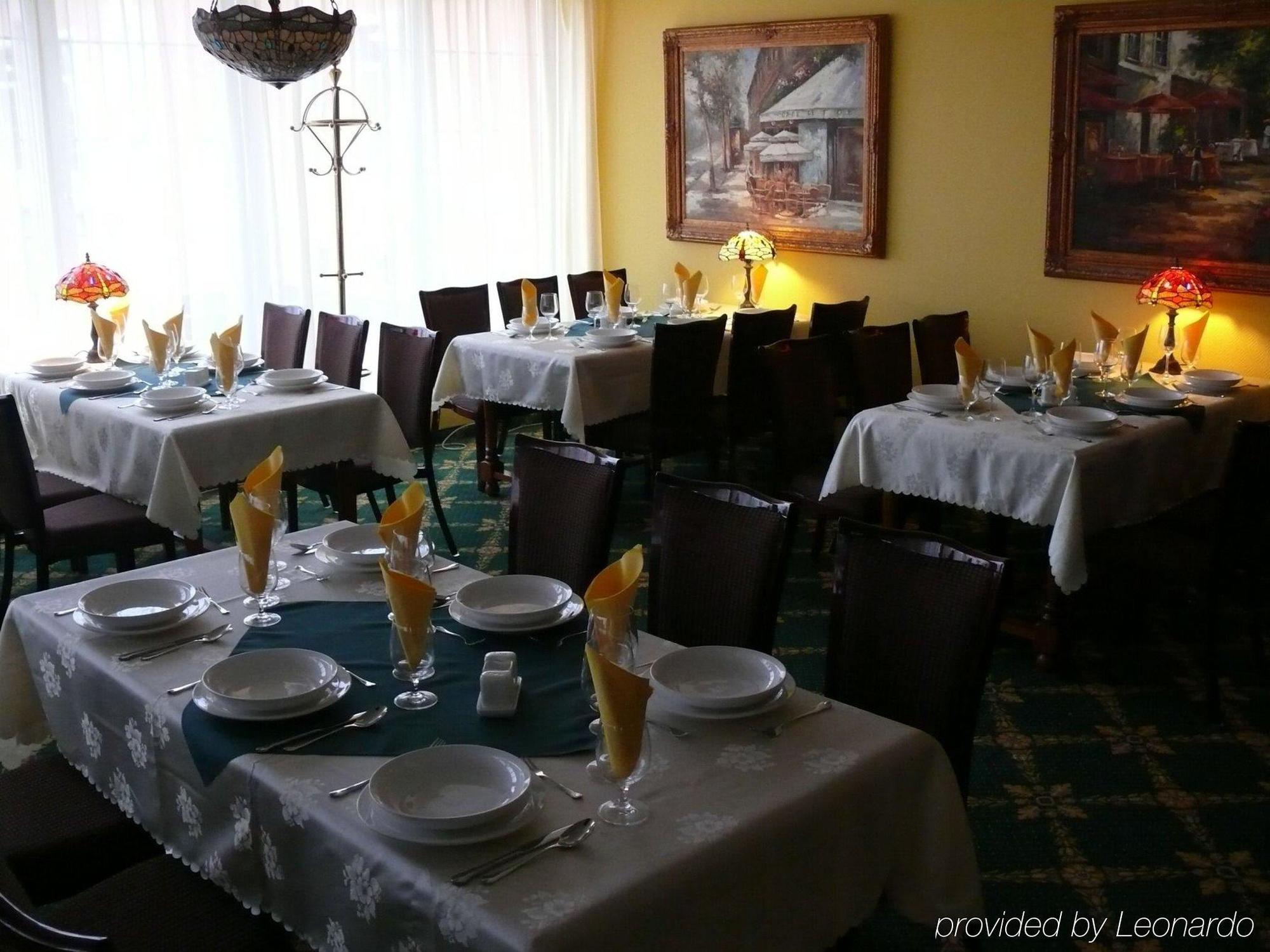 Hotel Bellevue Esztergom Ristorante foto