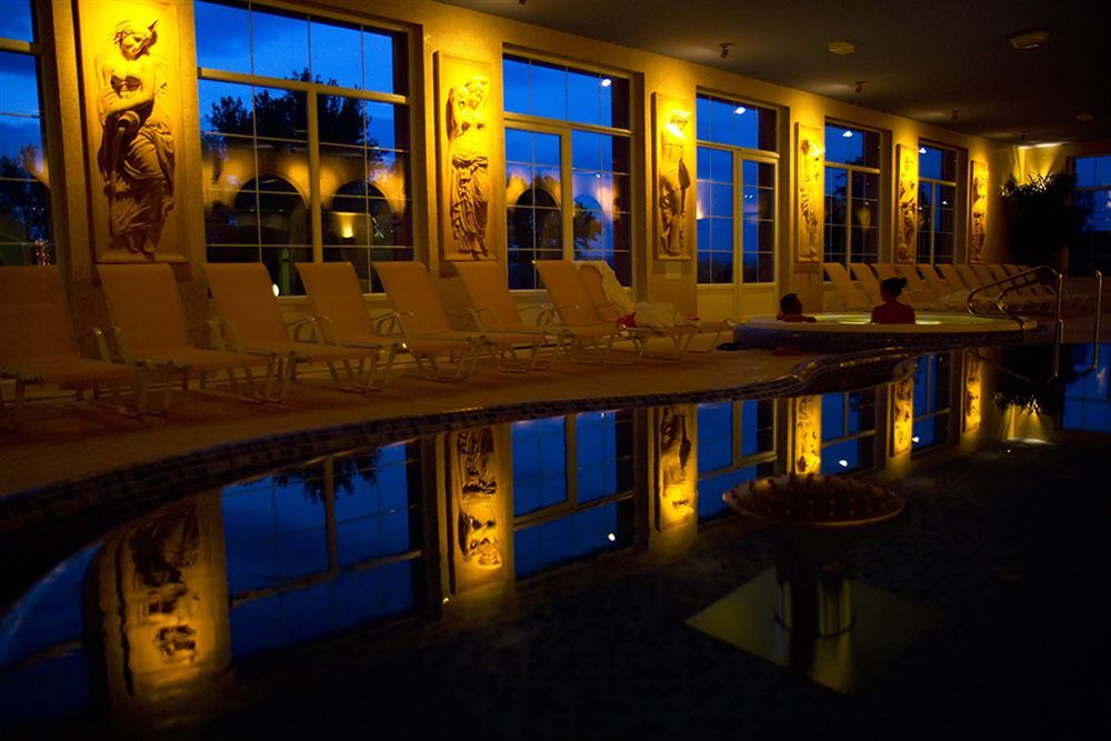 Hotel Bellevue Esztergom Esterno foto
